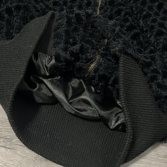 Faux Fur Wet Seal Cropped Zippered Jacket sz Large - Picture 4 of 10